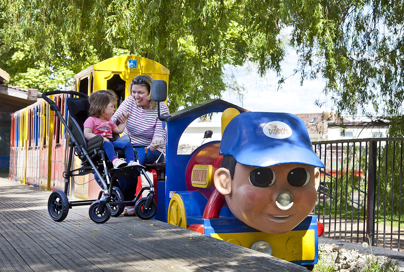 Family with Snappi Pushchair